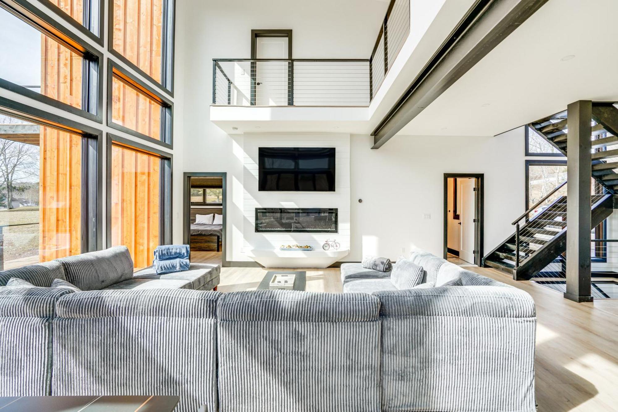 Custom Windham Mtn Villa With Pool, Theater And Views! Экстерьер фото